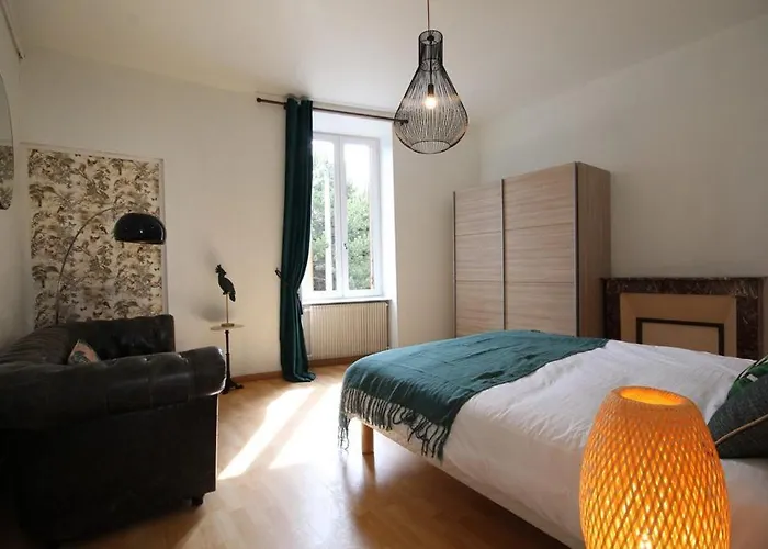 Le Cru Colbert * Beaune (Cote d'Or)