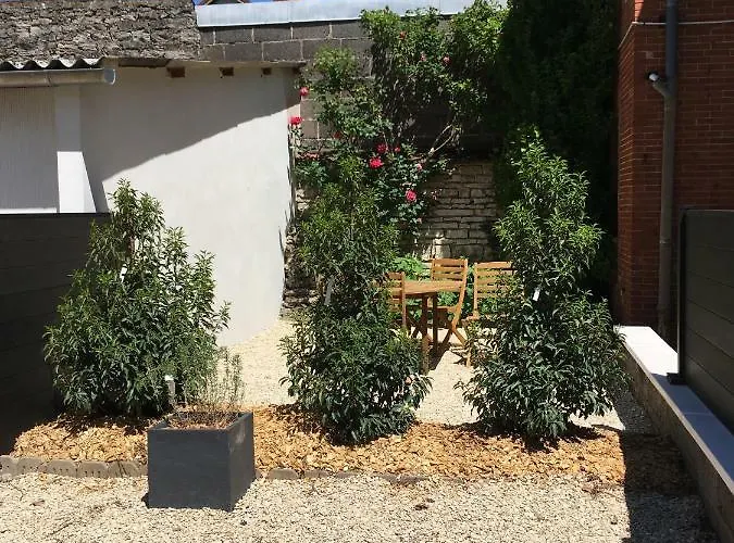 Le Cru Colbert Beaune (Cote d'Or)